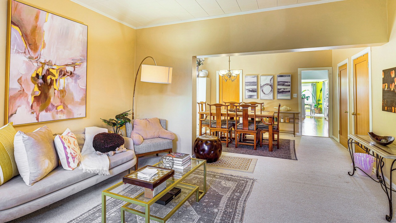 Photo of Livingroom in Sunnyside