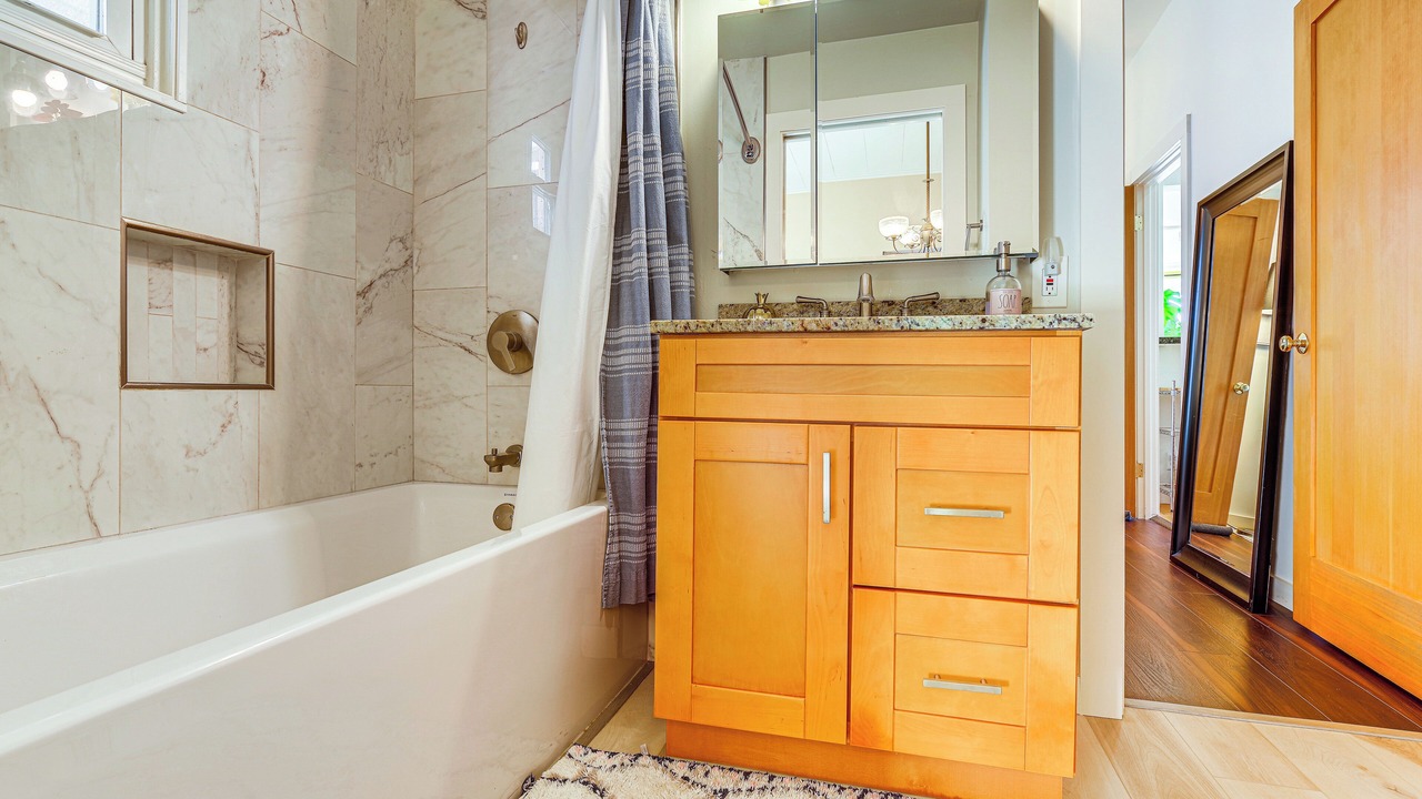 Photo of Bathroom in Sunnyside