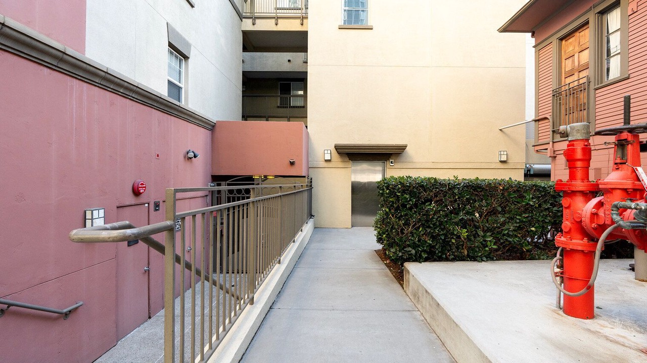 Photo of Outdoor in Cortez Hill