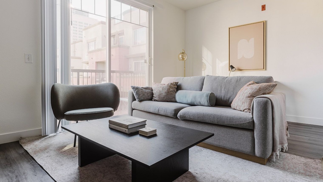 Photo of Livingroom in Cortez Hill