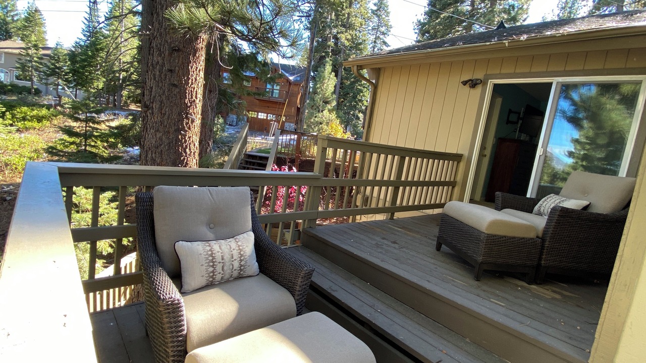 Photo of Bedroom in Country Club Estates