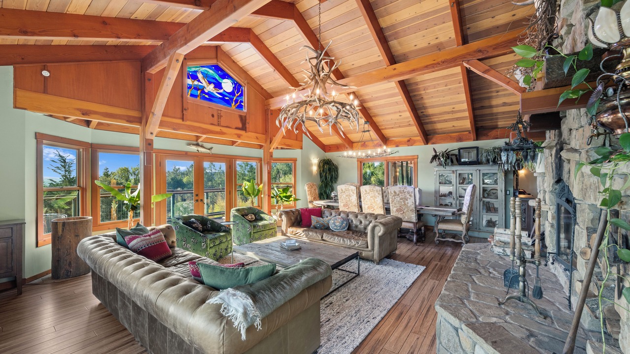 Photo of Livingroom in Occidental
