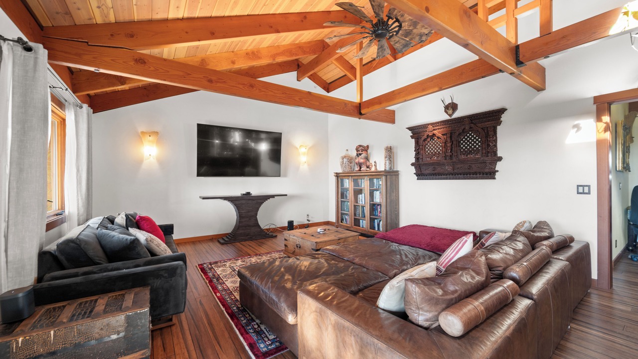 Photo of Livingroom in Occidental