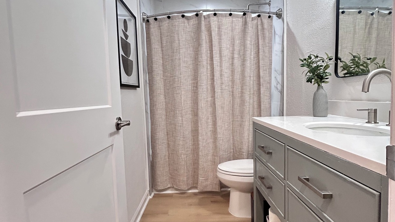 Photo of Bathroom in South Natomas