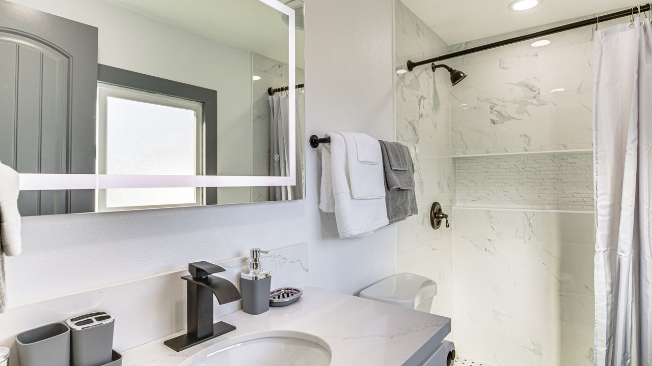 Photo of Bathroom in Serra Mesa
