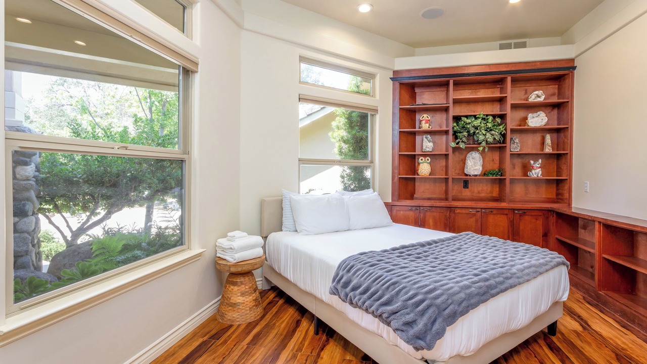 Photo of Bedroom in Three Rivers