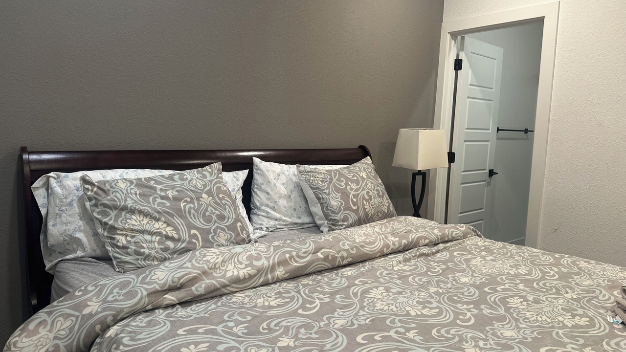 Photo of Bedroom in Lodi