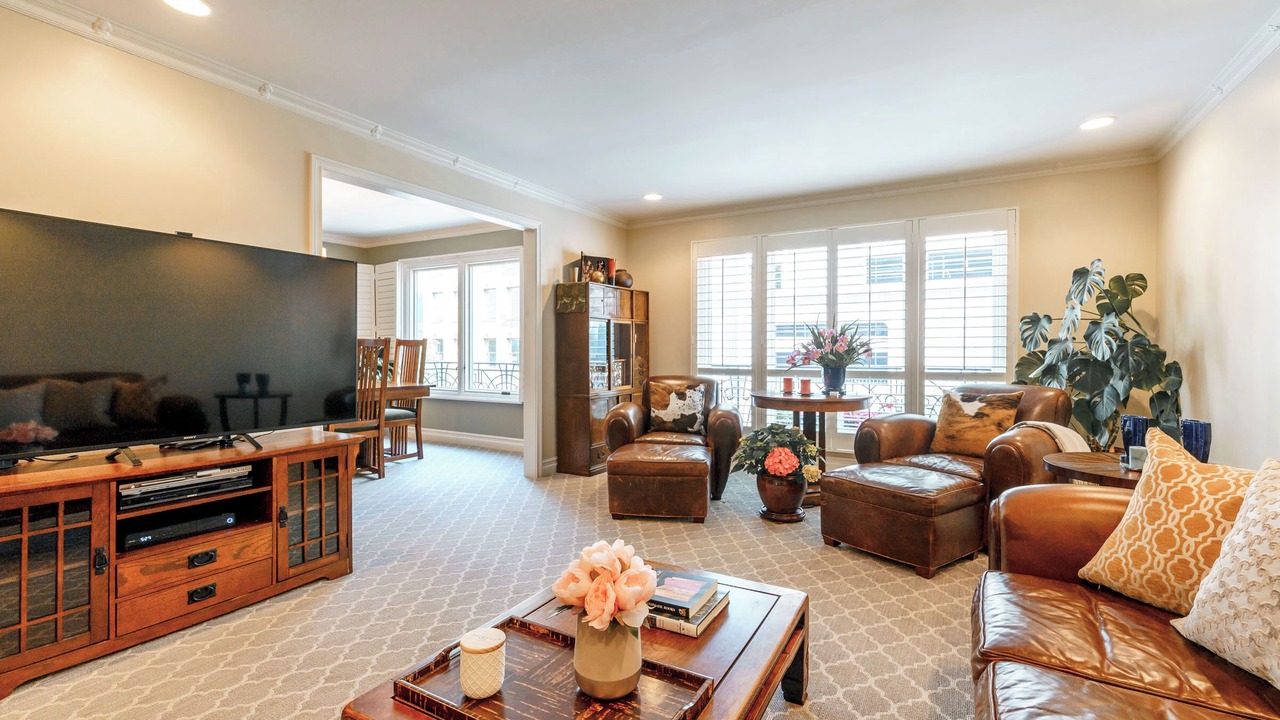 Photo of Livingroom in Pacific Heights