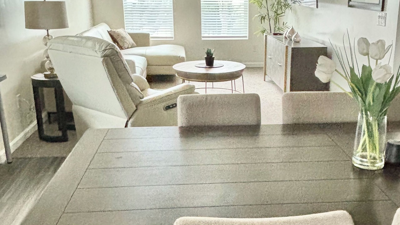 Photo of Livingroom in Southwest Berkeley