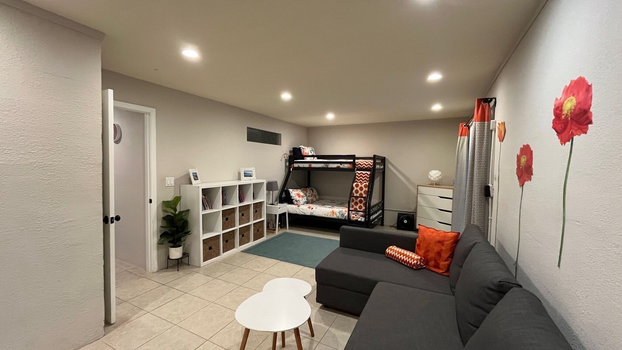 Photo of Livingroom in Guerneville