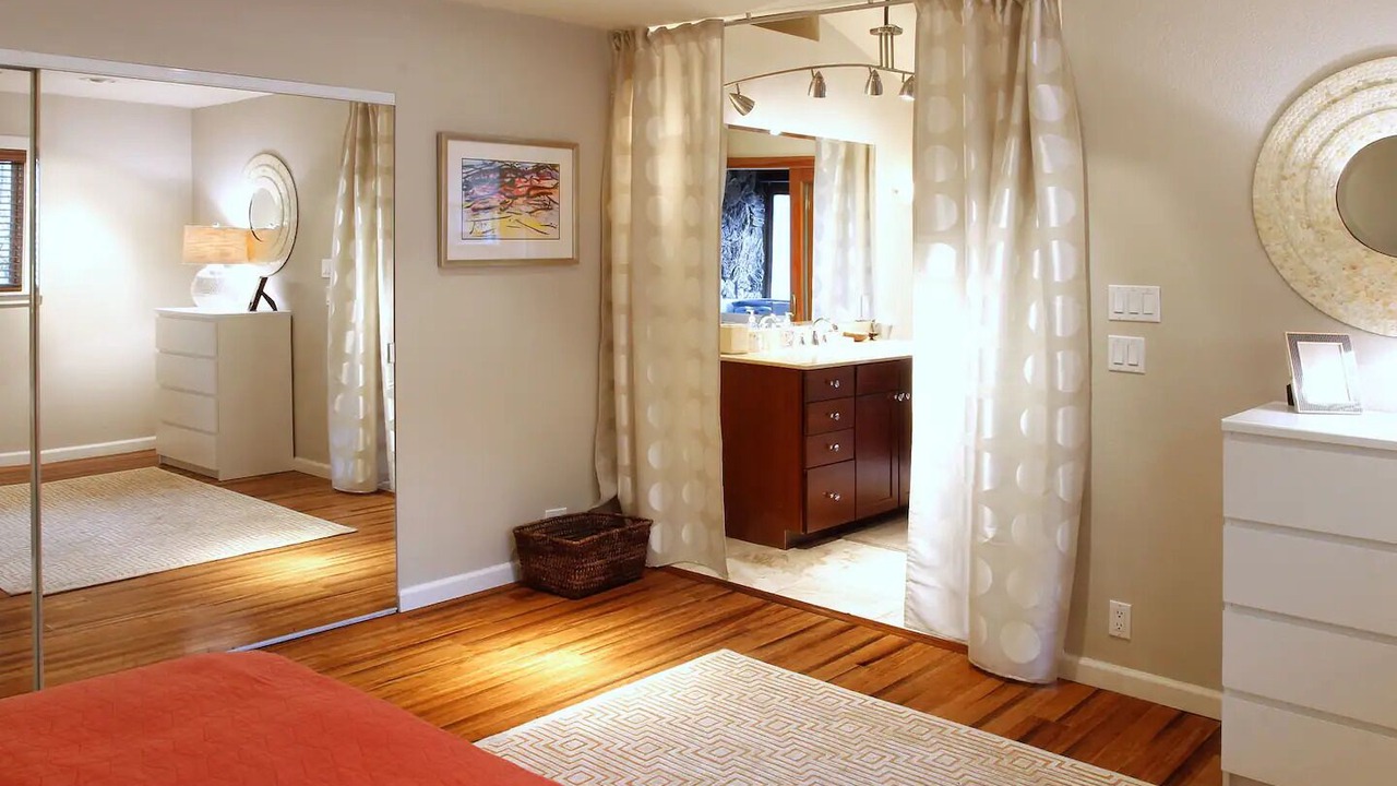 Photo of Bedroom in Guerneville