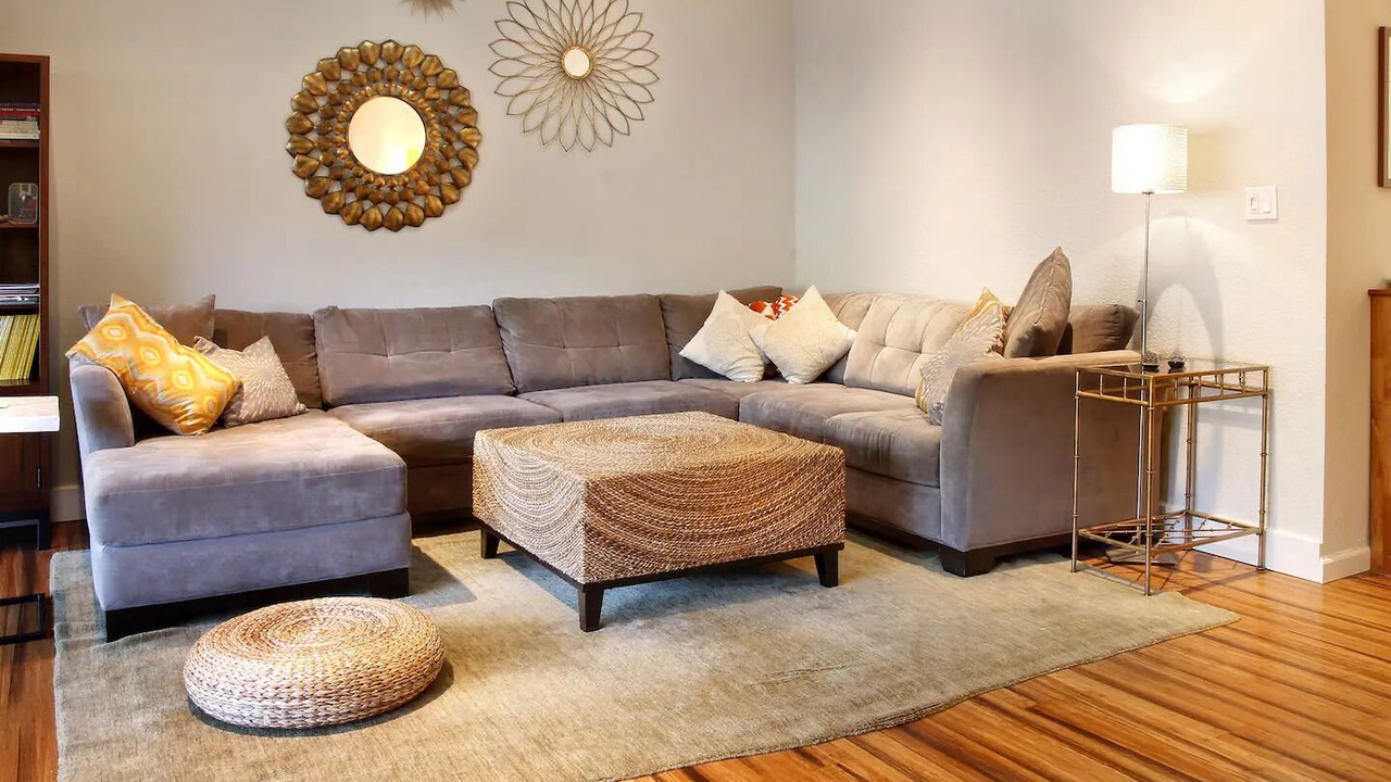 Photo of Livingroom in Guerneville
