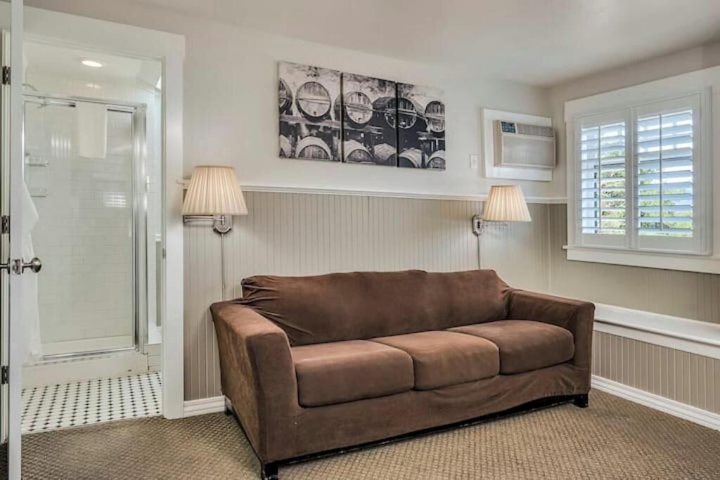 Photo of Livingroom in Calistoga