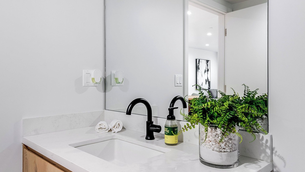 Photo of Bathroom in Beverly Grove
