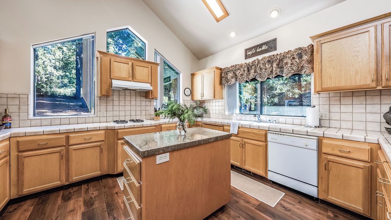 Photo of Kitchen in Granite Ridge