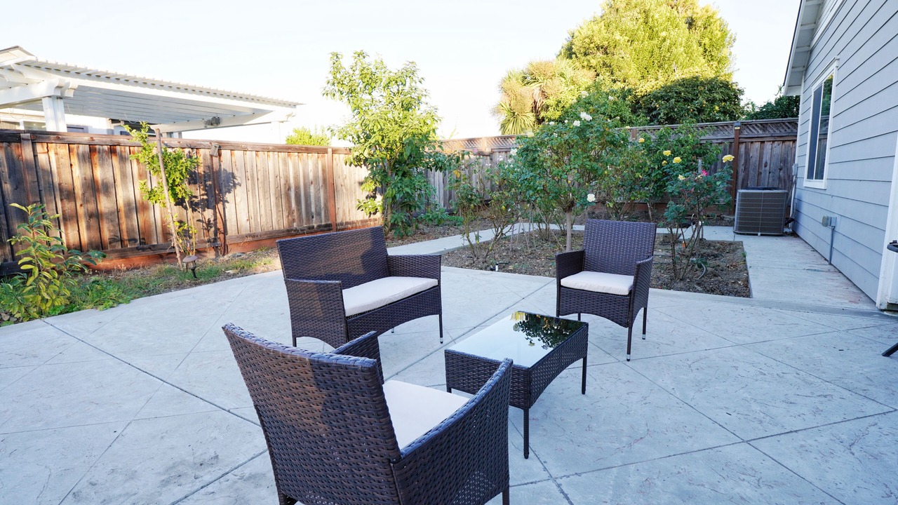 Photo of Patio Balcony in Lake Area