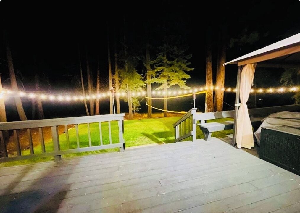 Photo of Patio Balcony in Lake Almanor West