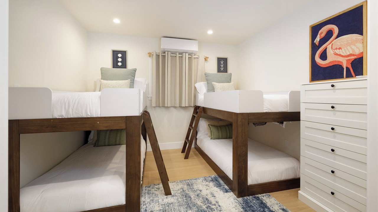 Photo of Bedroom in East Beach