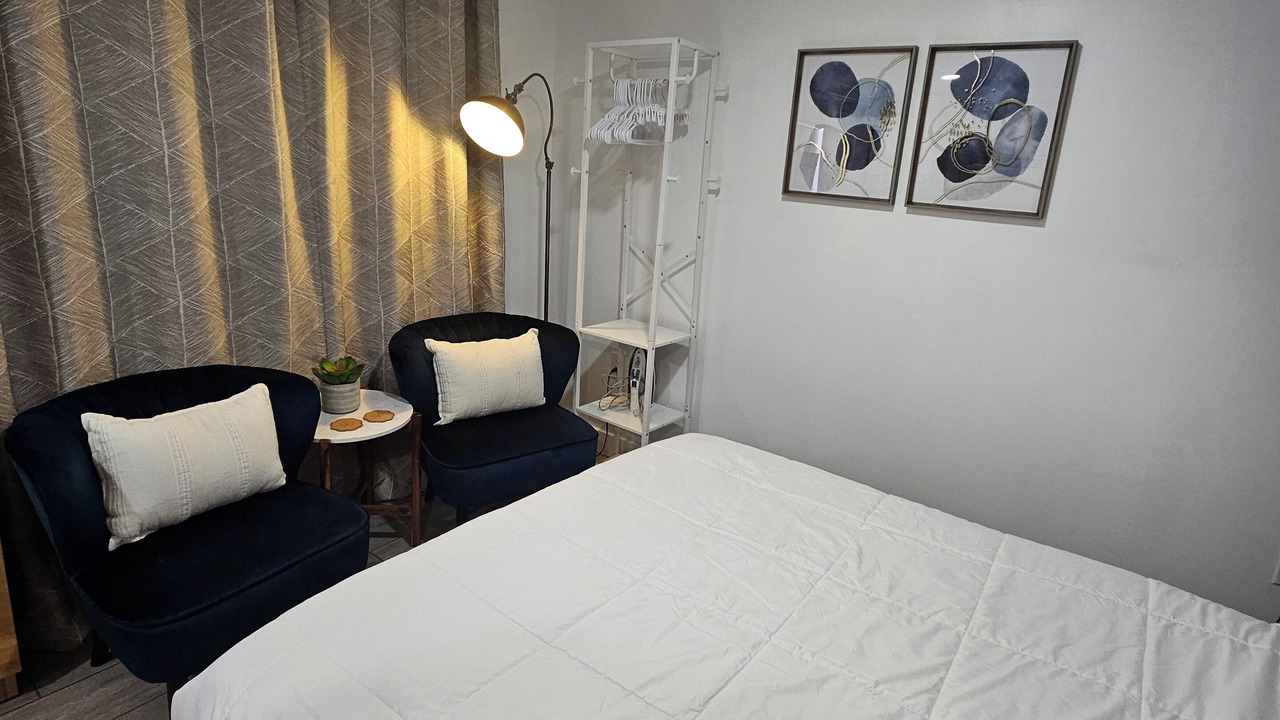 Photo of Bedroom in Rolando Park