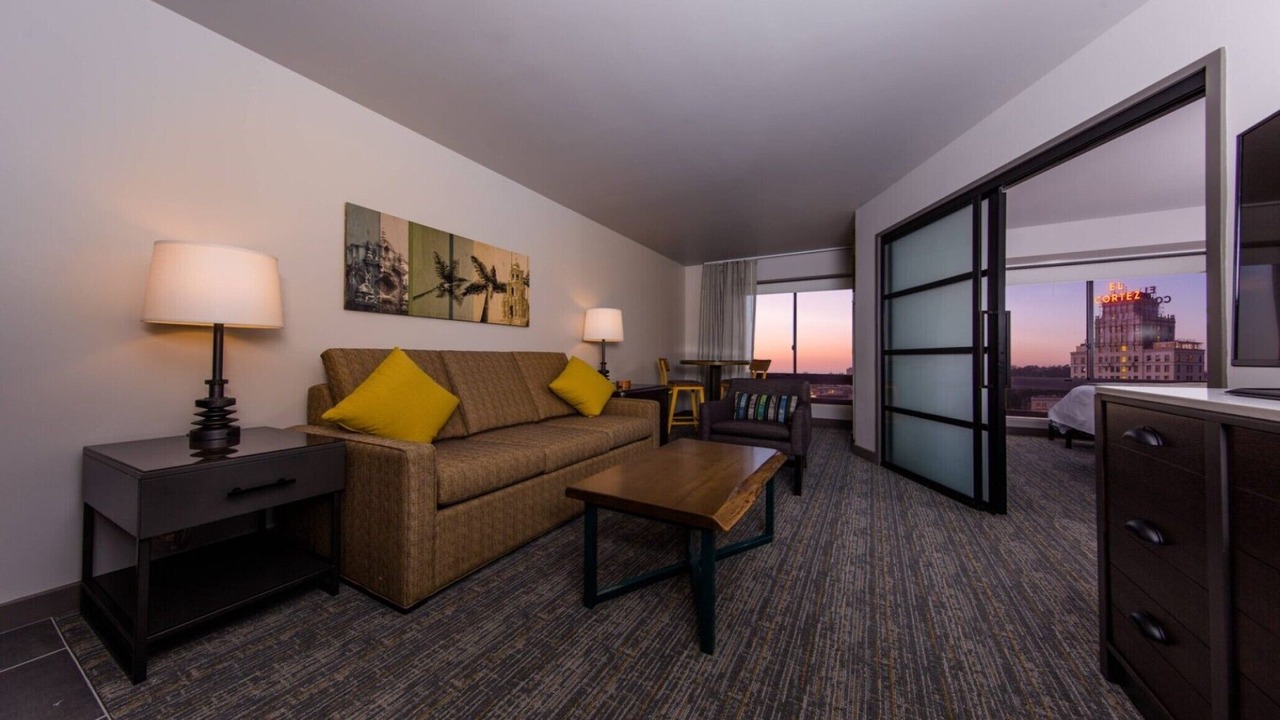 Photo of Livingroom in Civic Core
