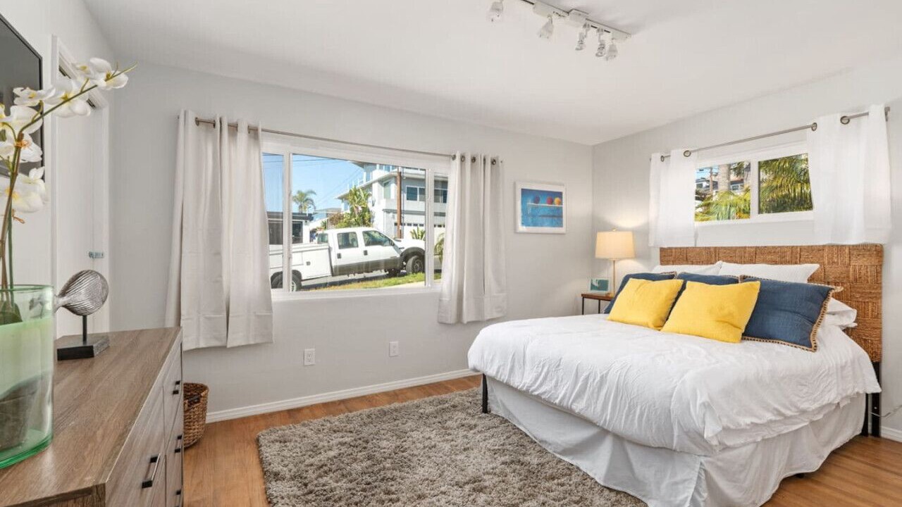 Photo of Bedroom in Sunset Cliffs