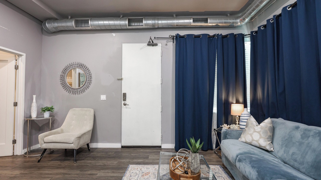 Photo of Livingroom in Cortez Hill