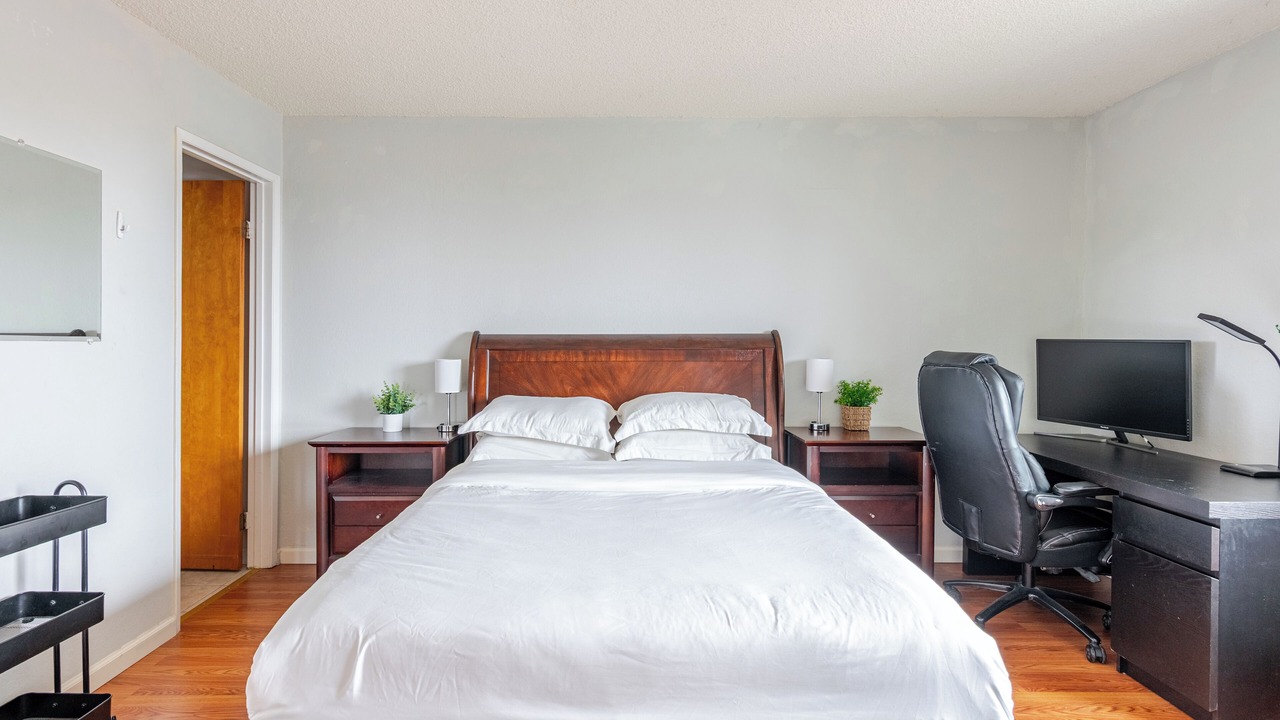 Photo of Bedroom in Berkeley
