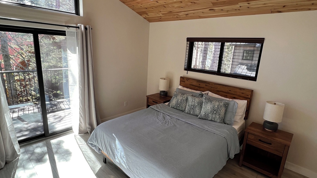 Photo of Bedroom in Serene Lakes
