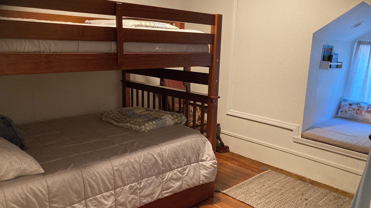 Photo of Bedroom in Al Tahoe