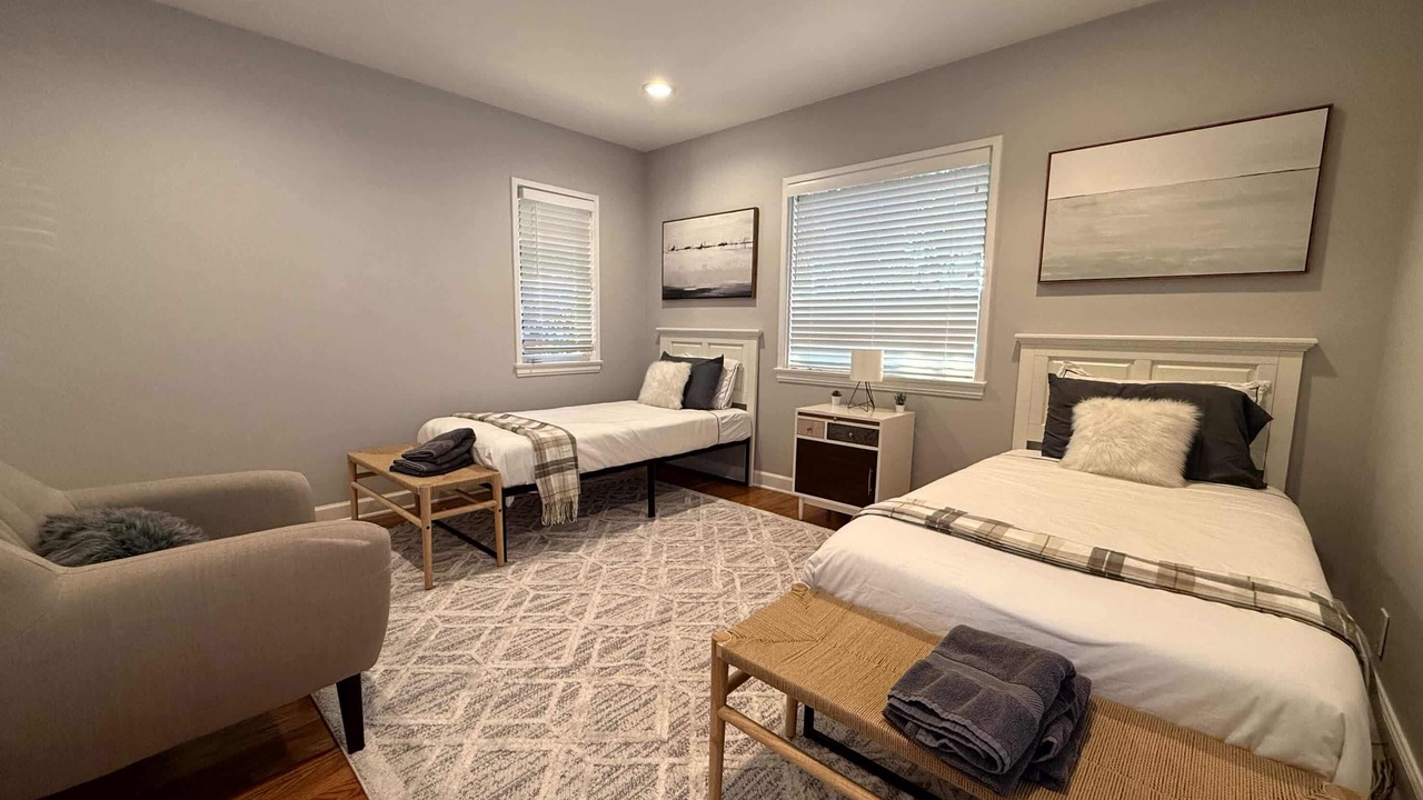 Photo of Bedroom in Burbank
