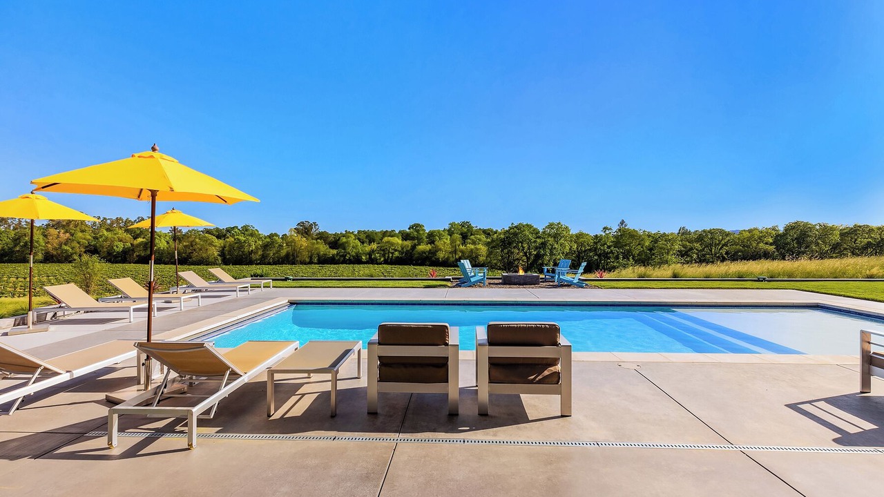 Photo of Outdoor in Windsor