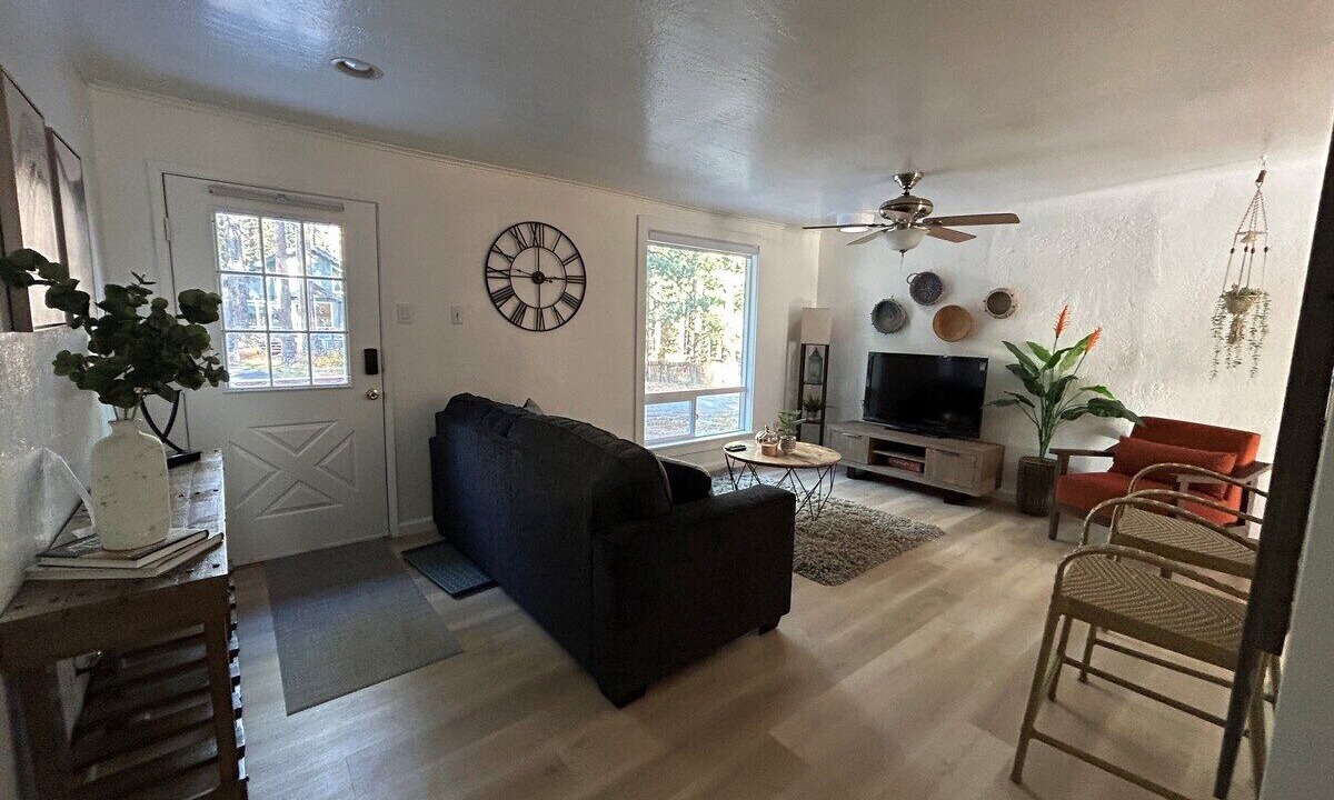 Photo of Livingroom in Tahoe Paradise