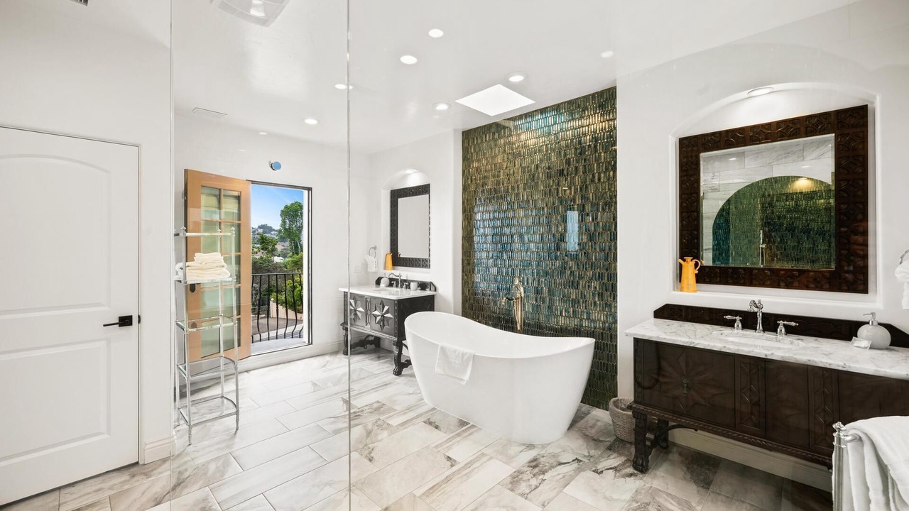 Photo of Bathroom in Hidden Valley