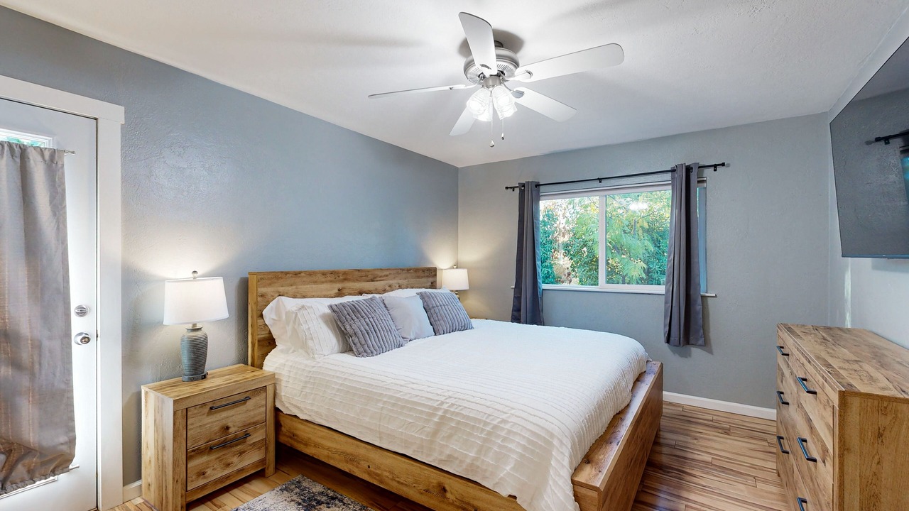 Photo of Bedroom in Jamestown