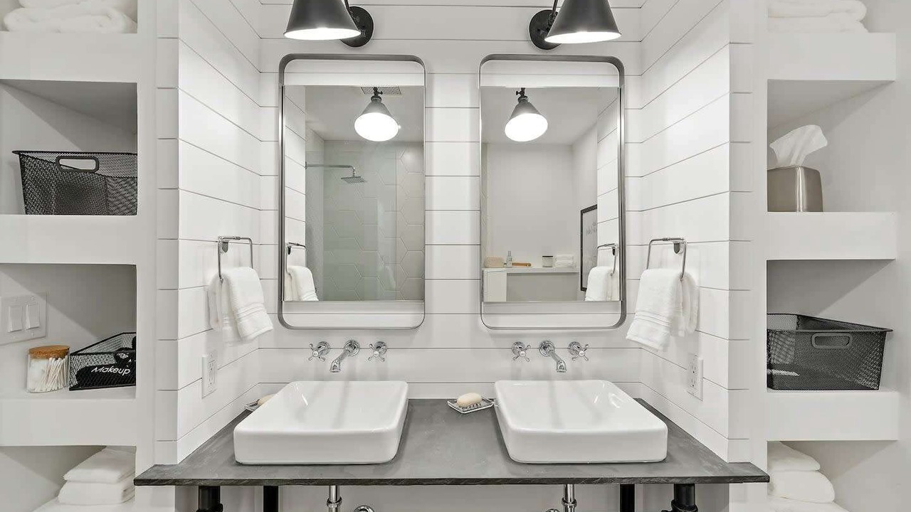 Photo of Bathroom in Northwood