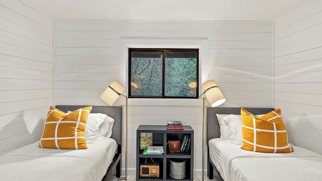 Photo of Bedroom in Northwood
