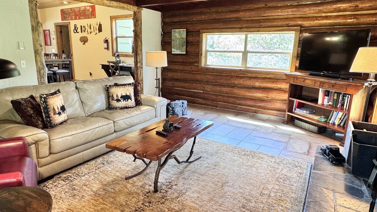 Photo of Livingroom in Mariposa