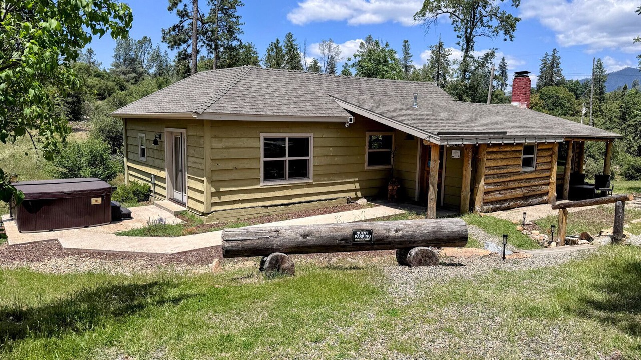 Photo of Outdoor in Mariposa
