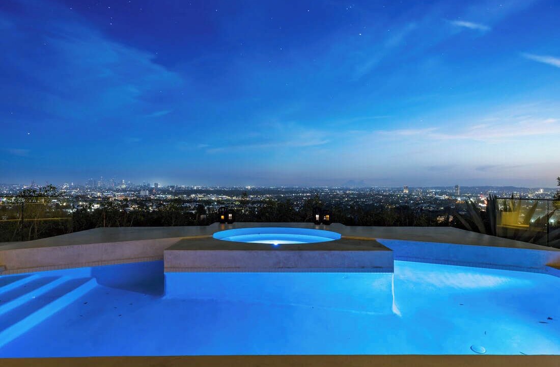 Photo of Outdoor in Hollywood
