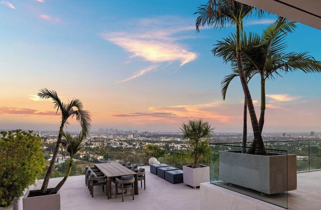 Photo of Outdoor in Hollywood