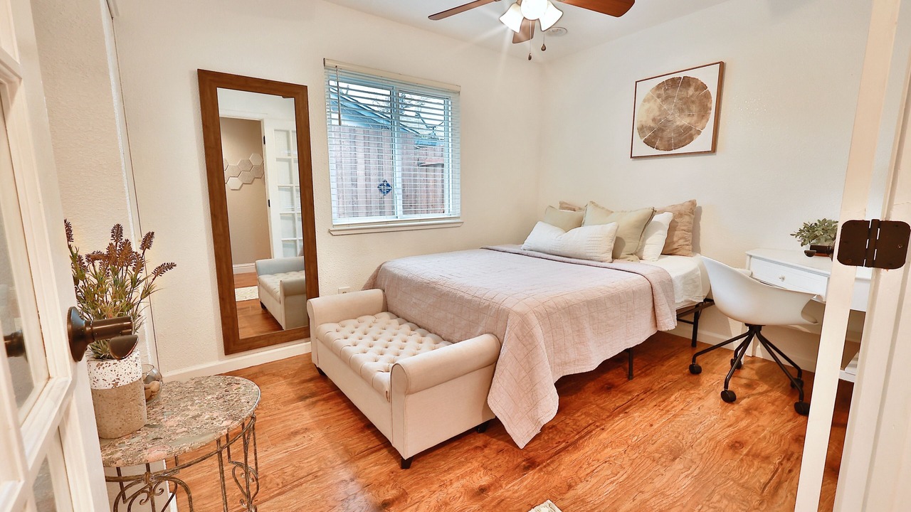 Photo of Bedroom in Northgate