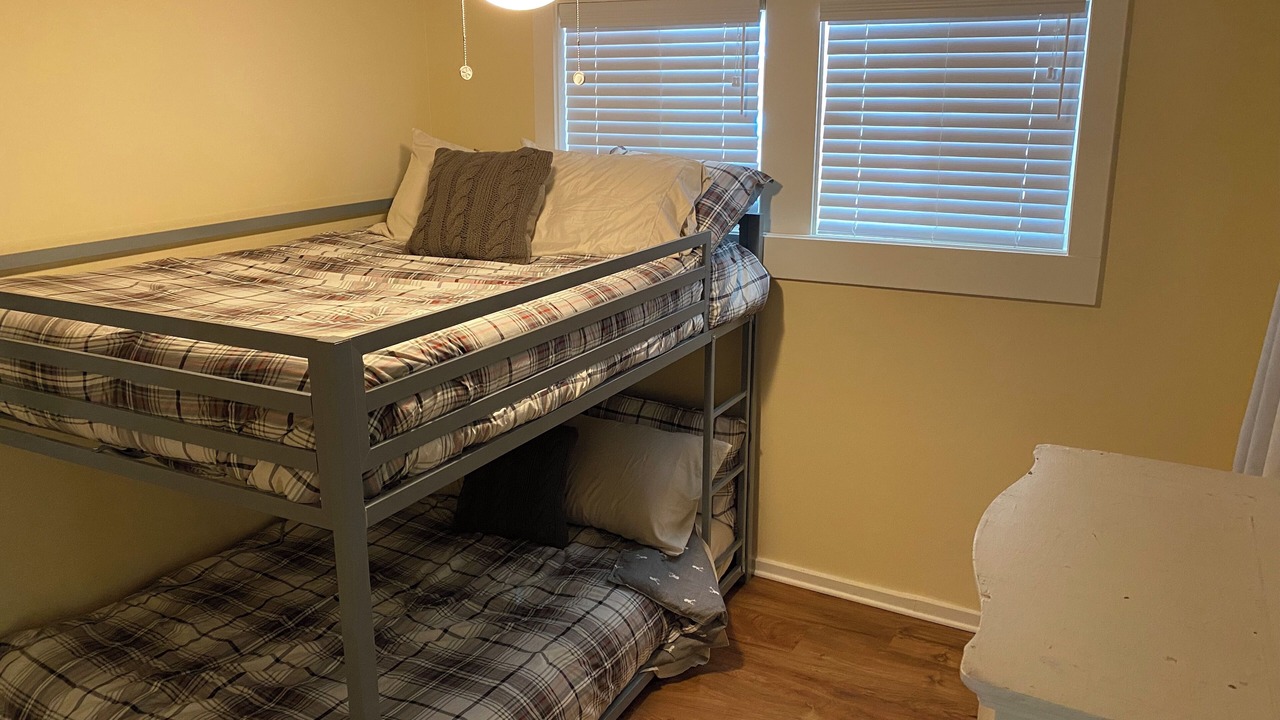 Photo of Bedroom in Guerneville