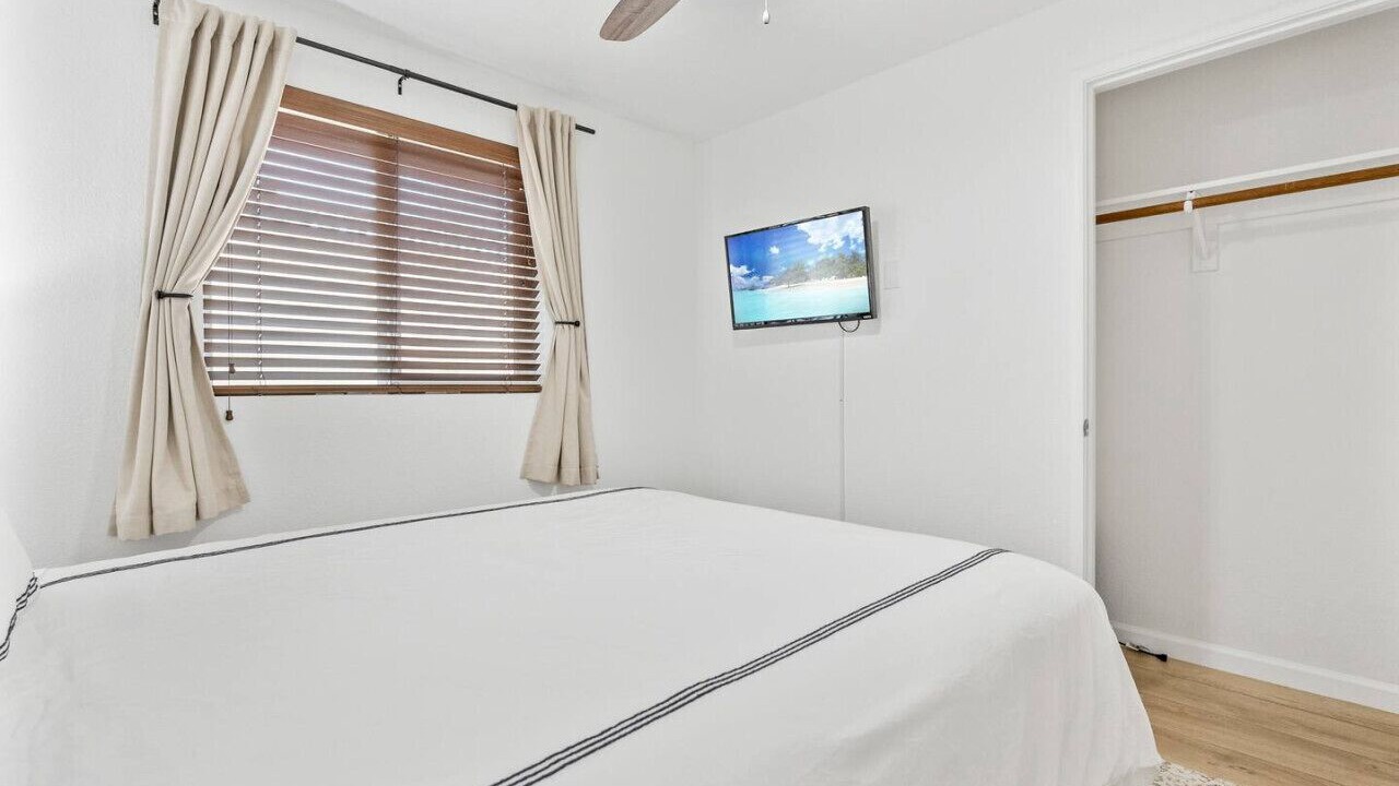 Photo of Bedroom in Crescent City North