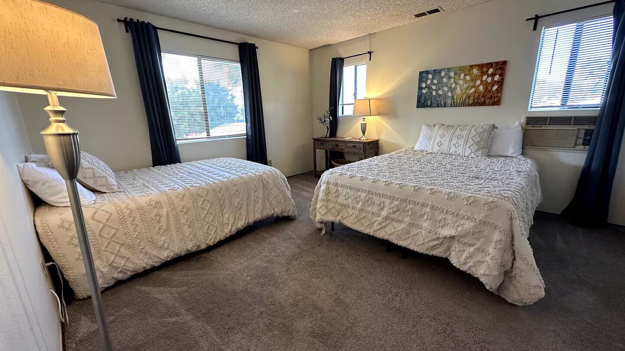 Photo of Bedroom in Allied Gardens