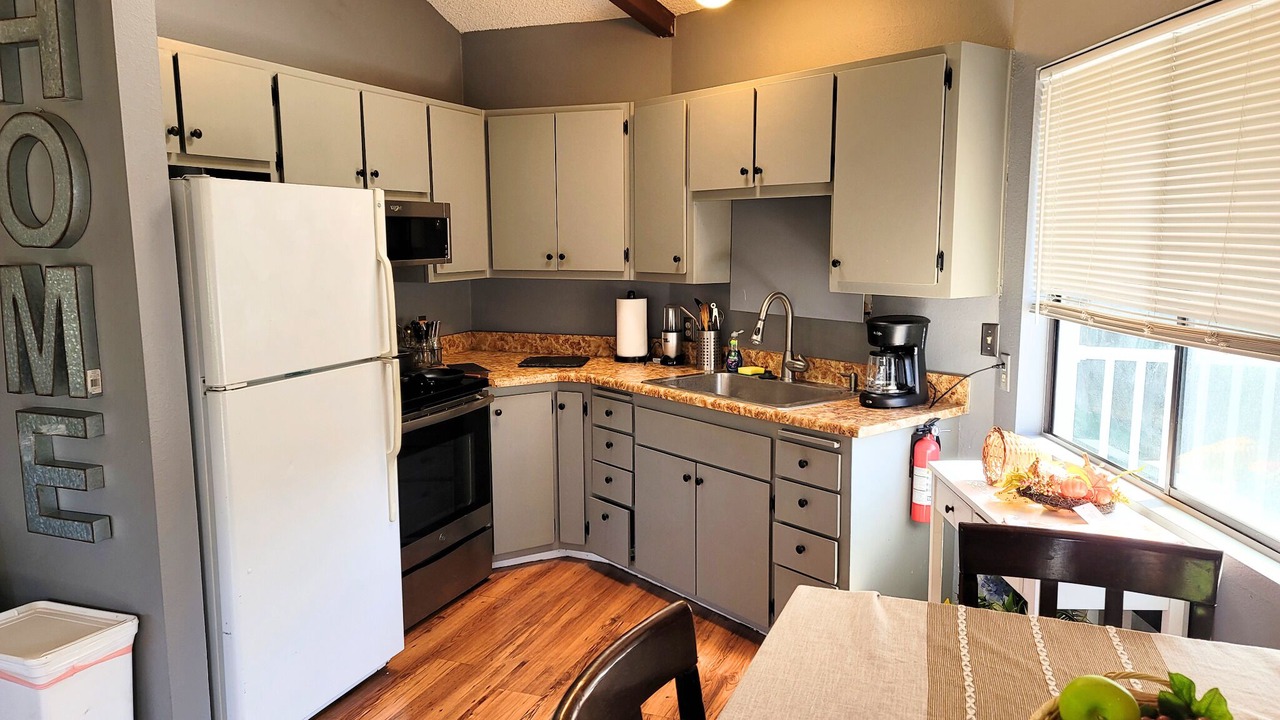 Photo of Kitchen in Allied Gardens