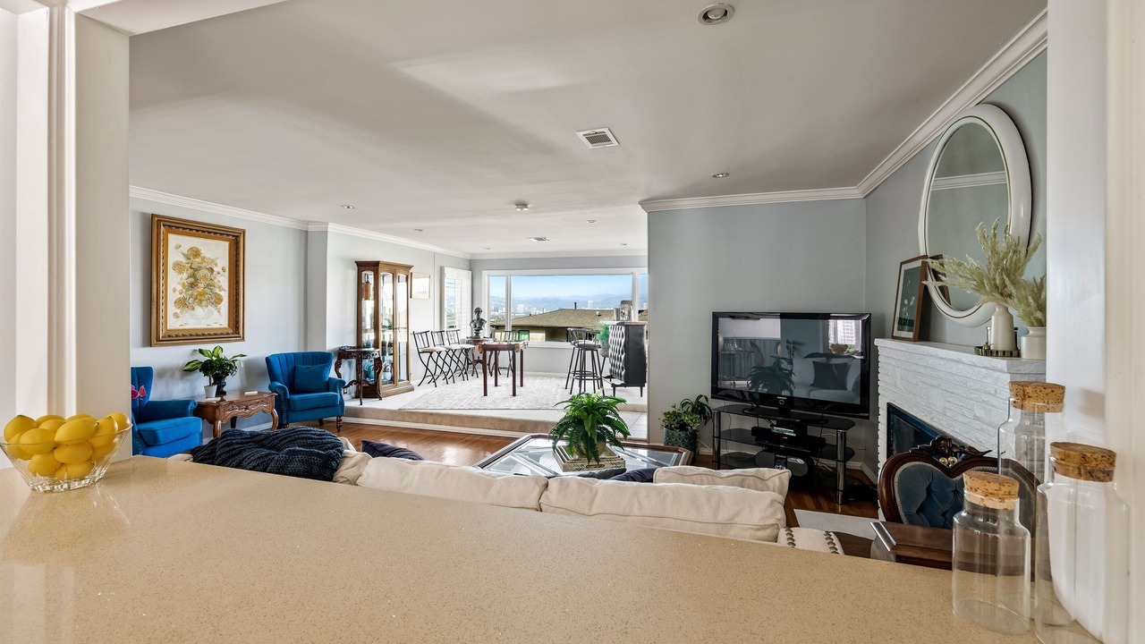 Photo of Livingroom in Ladera Heights