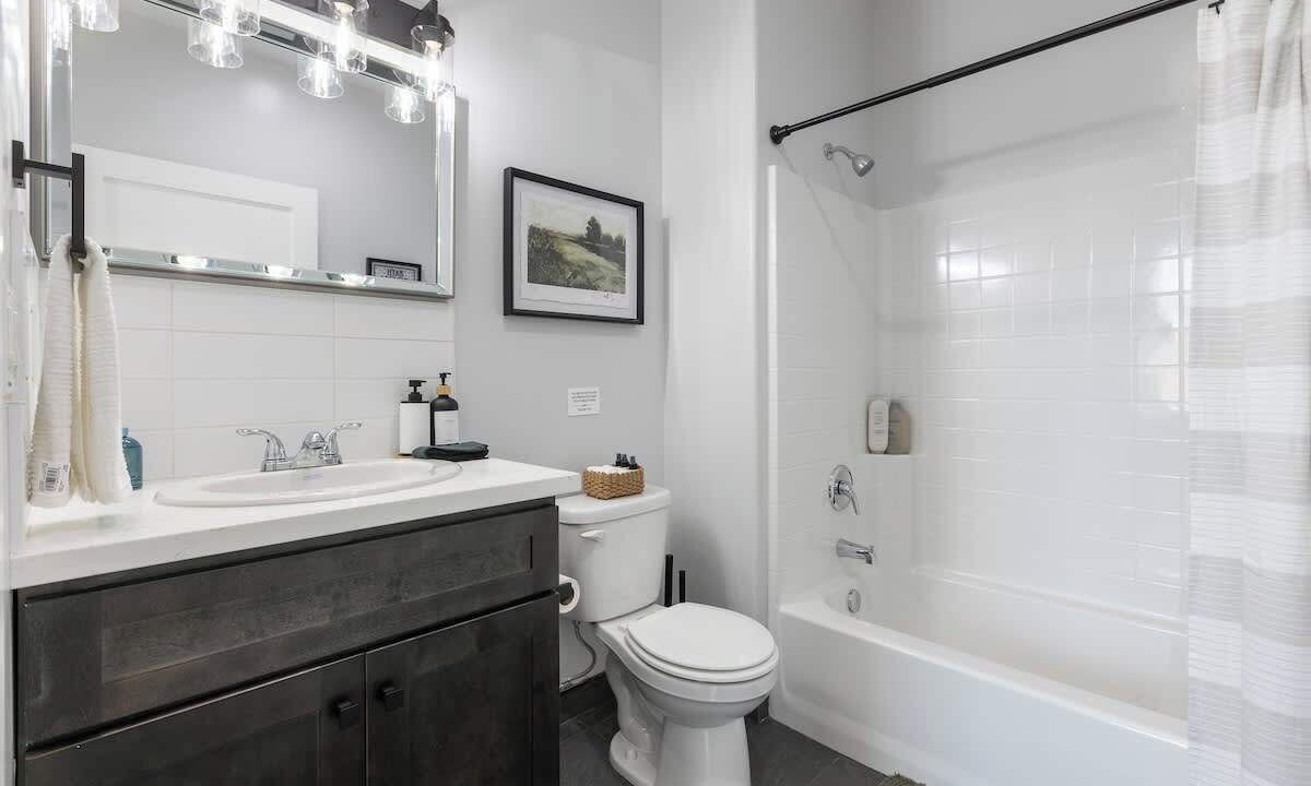 Photo of Bathroom in Tulare