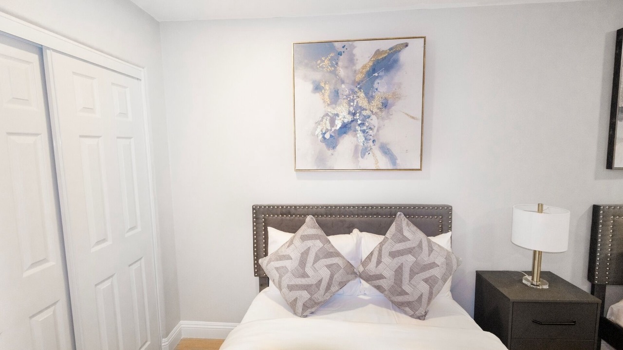 Photo of Bedroom in Lemon Grove