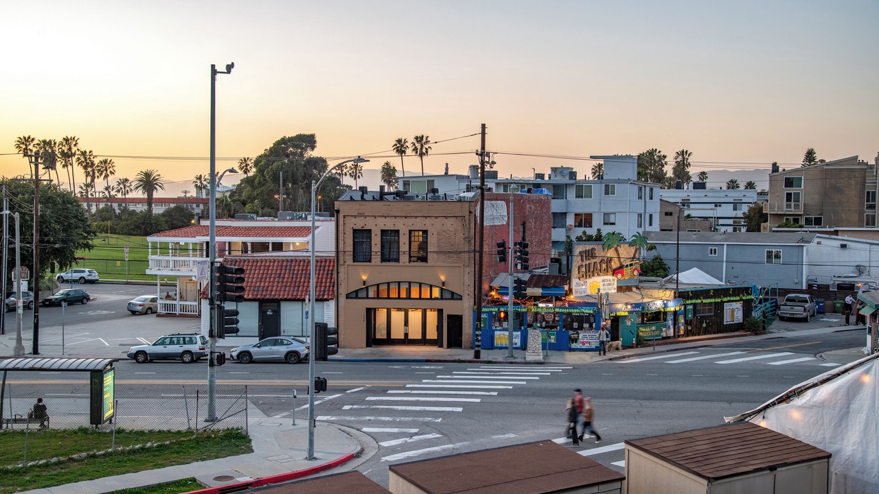 Photo of Others in Playa Del Rey