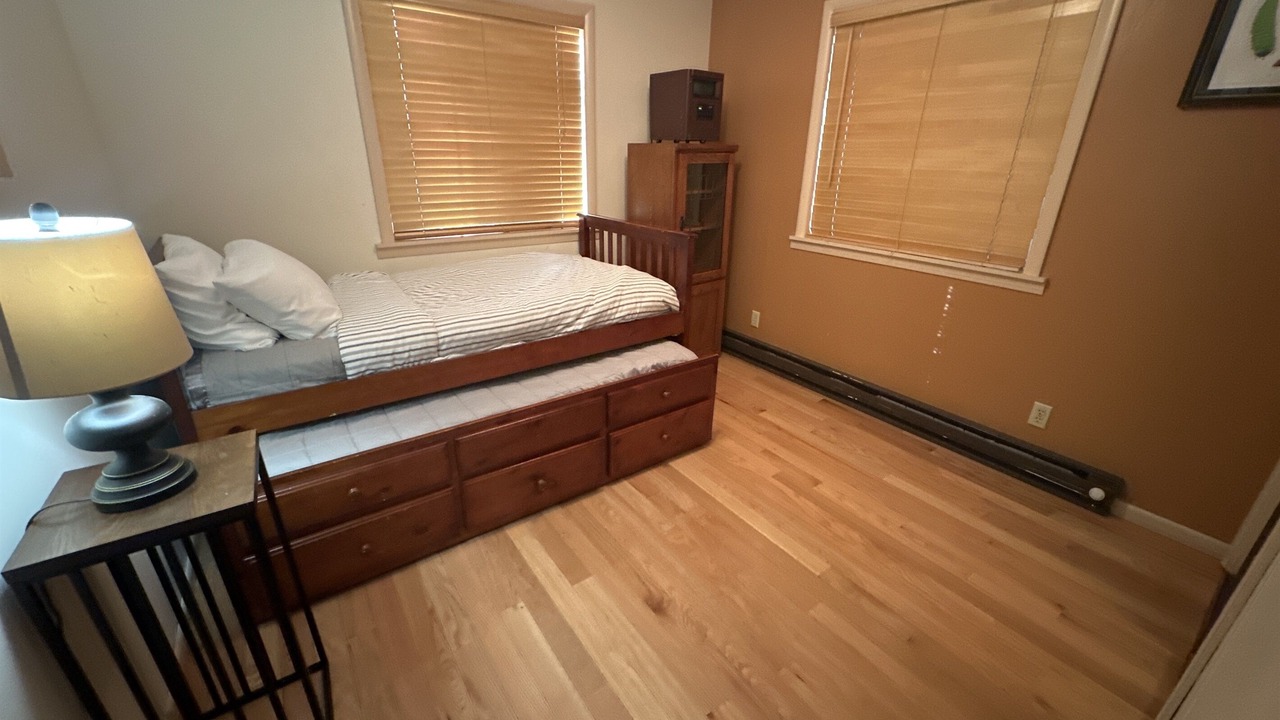 Photo of Bedroom in Mount Shasta